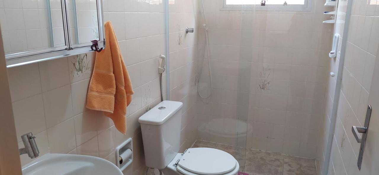 Aconchegante E Amplo Apartamento Familiar Pertinho Da Praia! Guaruja Luaran gambar